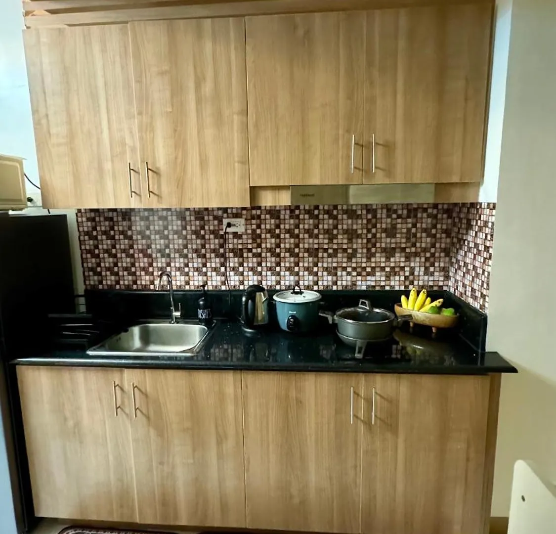 The Goodvibes Condotel Red Residences Makati Manila Apartamento