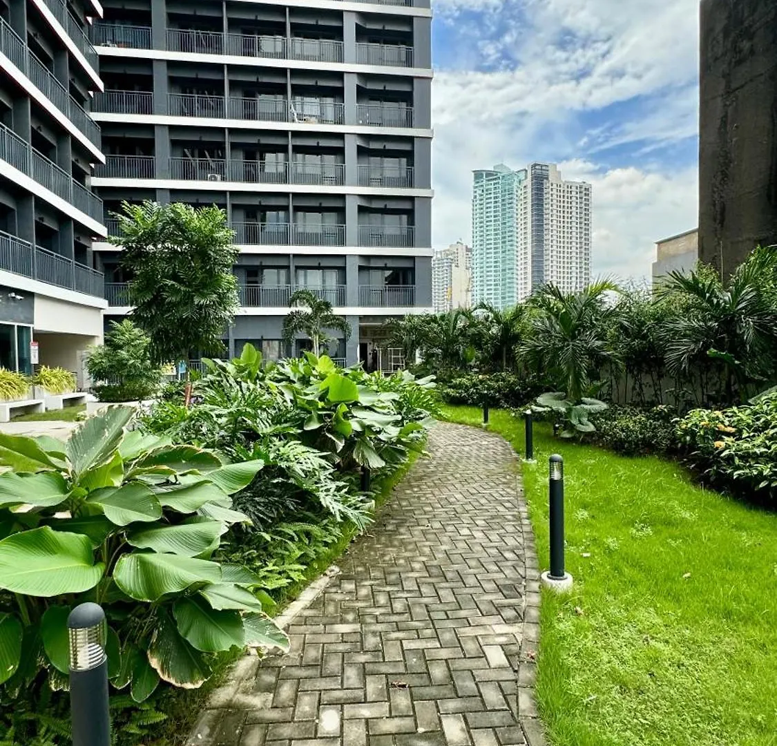 The Goodvibes Condotel Red Residences Makati Manila Apartment